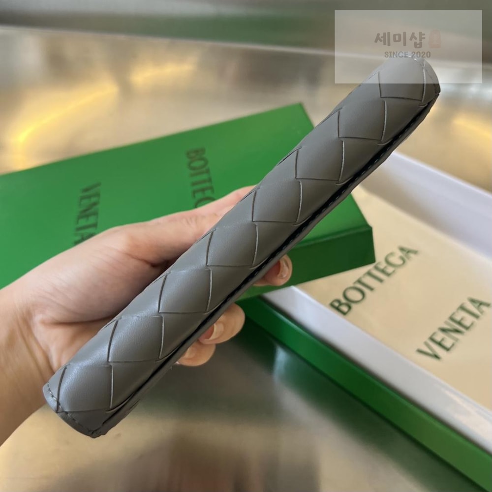 Bottega Veneta Bottega Veneta Intrecciato Vertical Wallet 지갑 17번 이미지