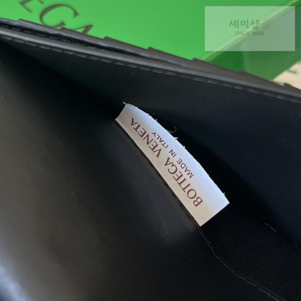 Bottega Veneta Bottega Veneta Intrecciato Vertical Wallet 지갑 28번 이미지