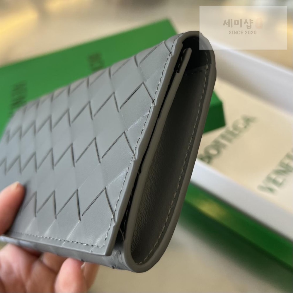 Bottega Veneta Bottega Veneta Intrecciato Vertical Wallet 지갑 32번 이미지