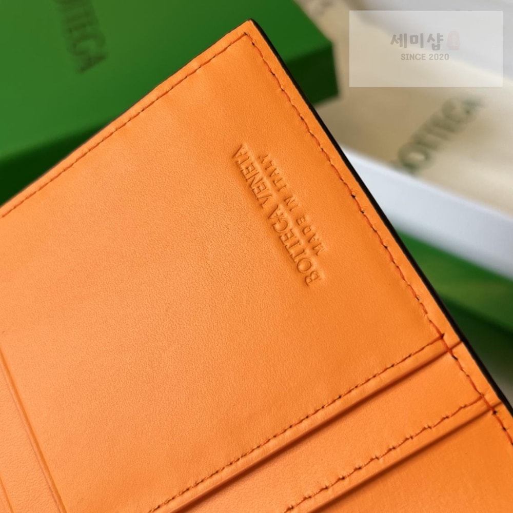 Bottega Veneta Bottega Veneta Intrecciato Vertical Wallet 지갑 43번 이미지