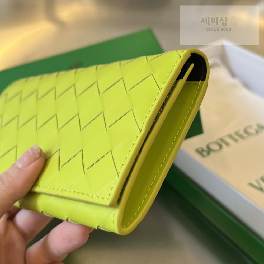 Bottega Veneta Bottega Veneta Intrecciato Vertical Wallet 지갑 60번 이미지
