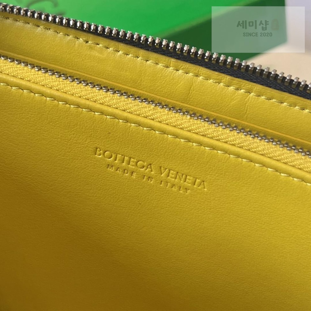 Bottega Veneta Bottega Veneta Intrecciato Vertical Zippy 레플리카 18번 이미지 - 지갑 | 세미샵 레플리카 사이트