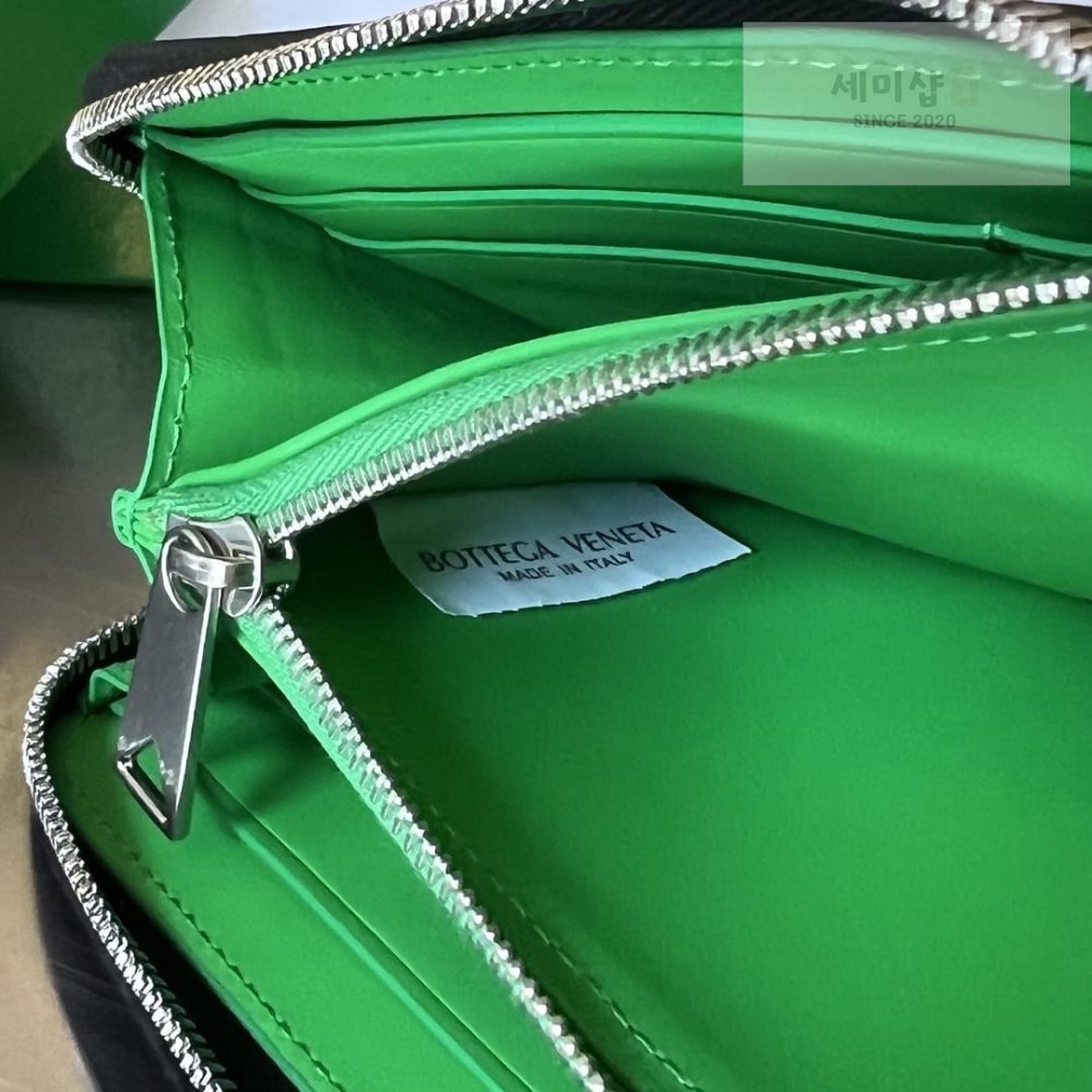 Bottega Veneta Bottega Veneta Intrecciato Vertical Zippy 레플리카 25번 이미지 - 지갑 | 세미샵 레플리카 사이트