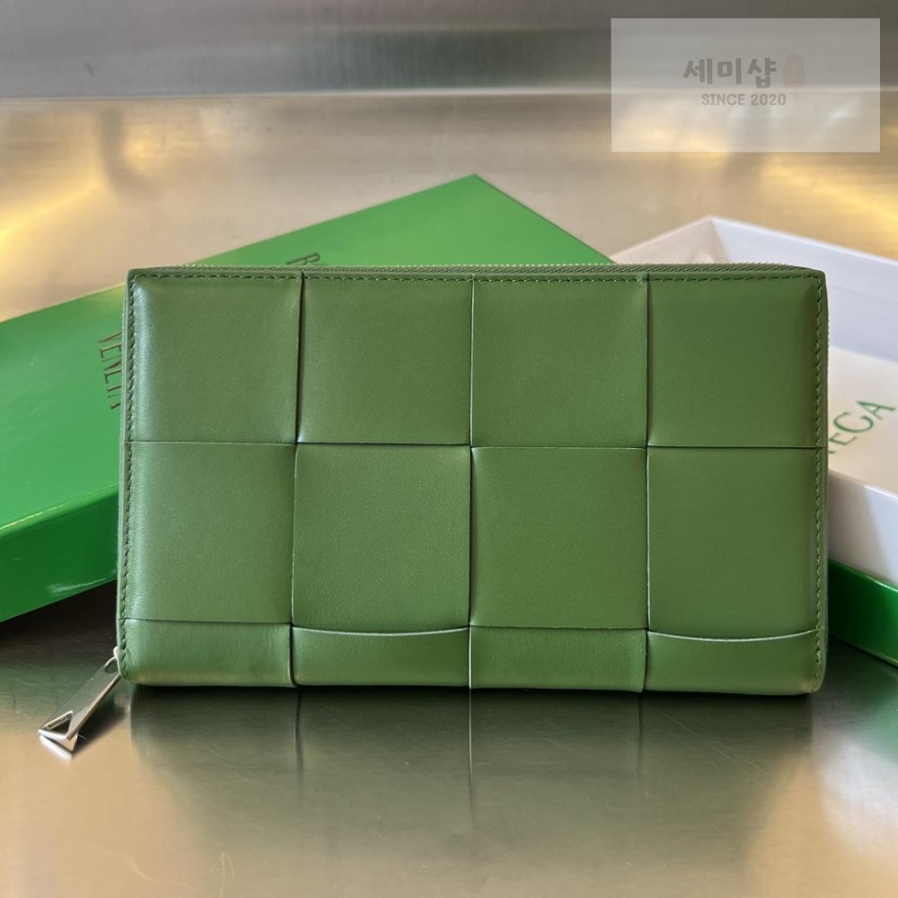 Bottega Veneta Bottega Veneta Intrecciato Vertical Zippy 레플리카 33번 이미지 - 지갑 | 세미샵 레플리카 사이트
