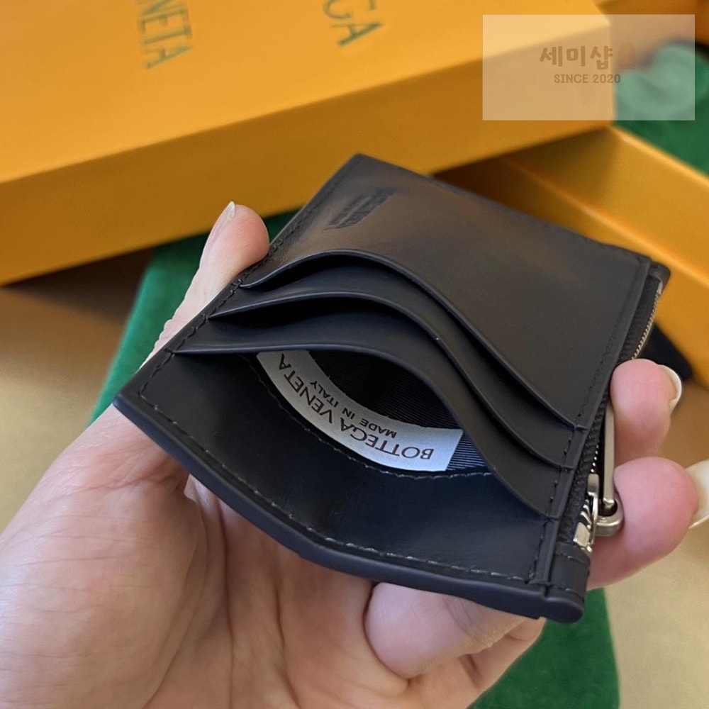 Bottega Veneta Bottega Veneta Zipped Card Case 레플리카 2번 이미지 - 지갑 | 세미샵 레플리카 사이트