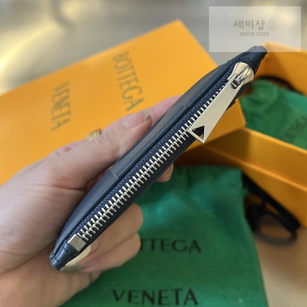 Bottega Veneta Bottega Veneta Zipped Card Case 레플리카 19번 이미지 - 지갑 | 세미샵 레플리카 사이트