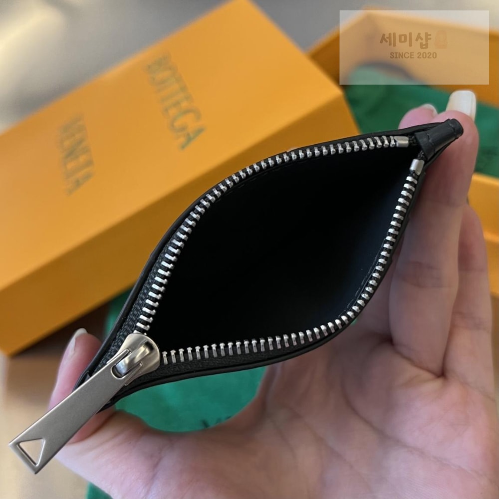 Bottega Veneta Bottega Veneta Zipped Card Case 레플리카 3번 이미지 - 지갑 | 세미샵 레플리카 사이트