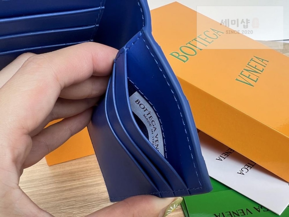 Bottega Veneta Bottega Veneta intrecciato Flap Card Case 레플리카 17번 이미지 - 지갑 | 세미샵 레플리카 사이트