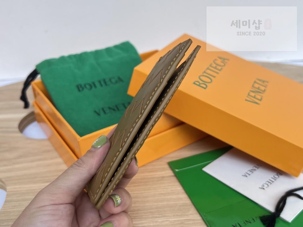Bottega Veneta Bottega Veneta intrecciato Flap Card Case 레플리카 19번 이미지 - 지갑 | 세미샵 레플리카 사이트