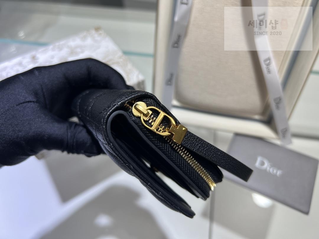 D I O R Dior Caro Compact Zipped Wallet 지갑 4번 이미지