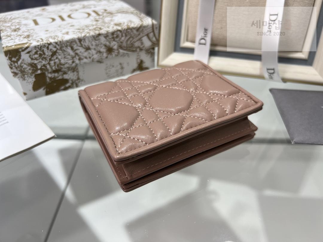 D I O R Dior Mini Lady Wallet Cannage 지갑 18번 이미지