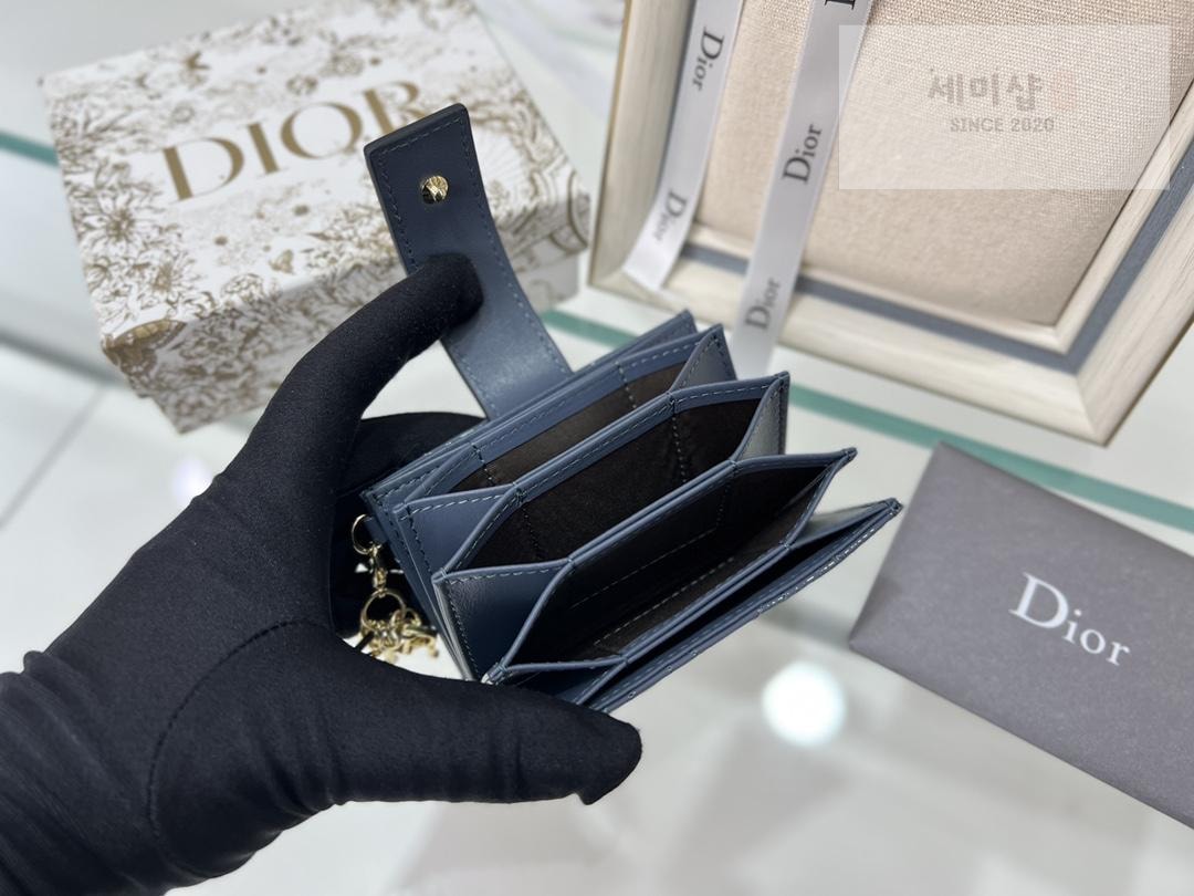 D I O R Dior Patent 5 Gusset Card Horder 지갑 25번 이미지