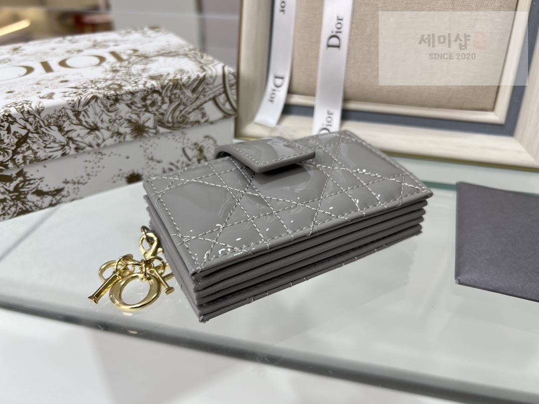 D I O R Dior Patent 5 Gusset Card Horder 지갑 28번 이미지