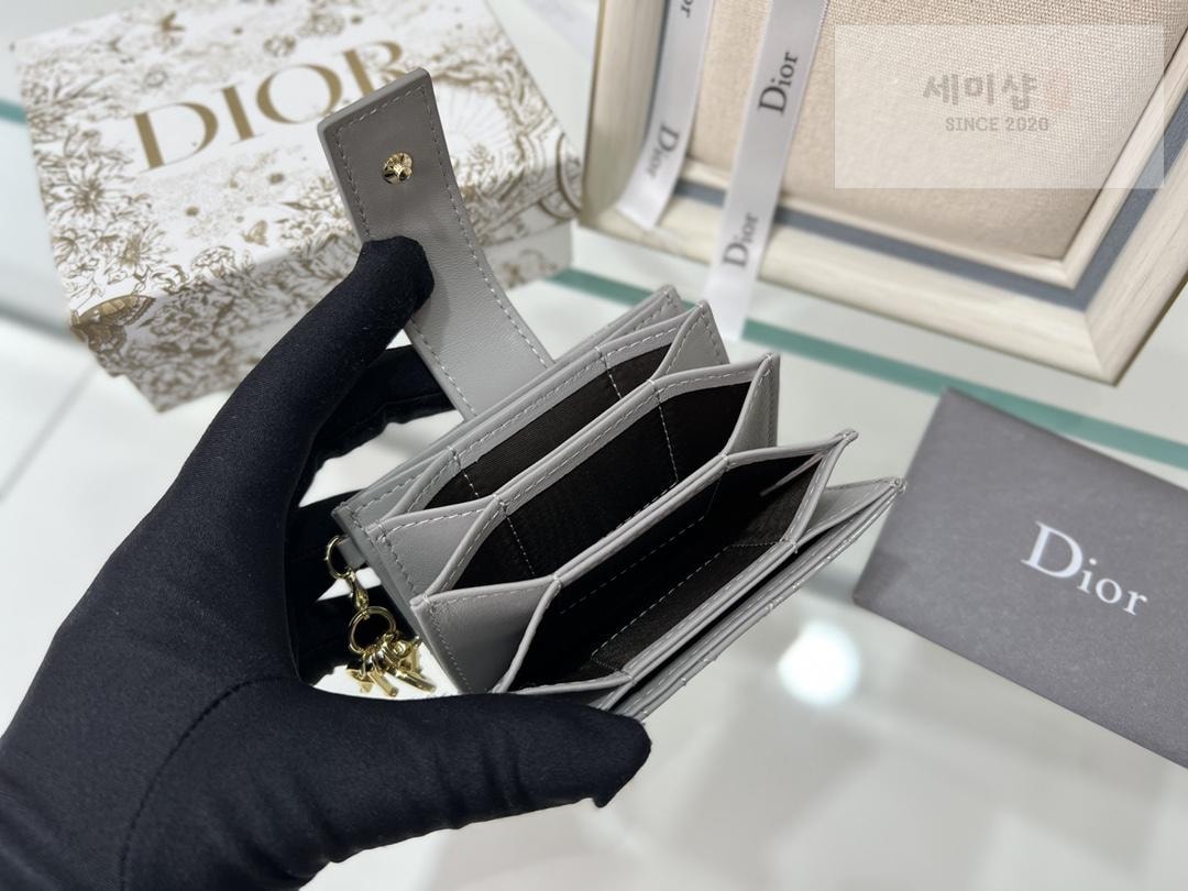 D I O R Dior Patent 5 Gusset Card Horder 지갑 12번 이미지