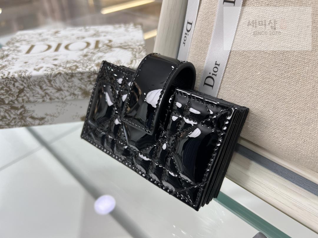 D I O R Dior Patent 5 Gusset Card Horder 지갑 27번 이미지