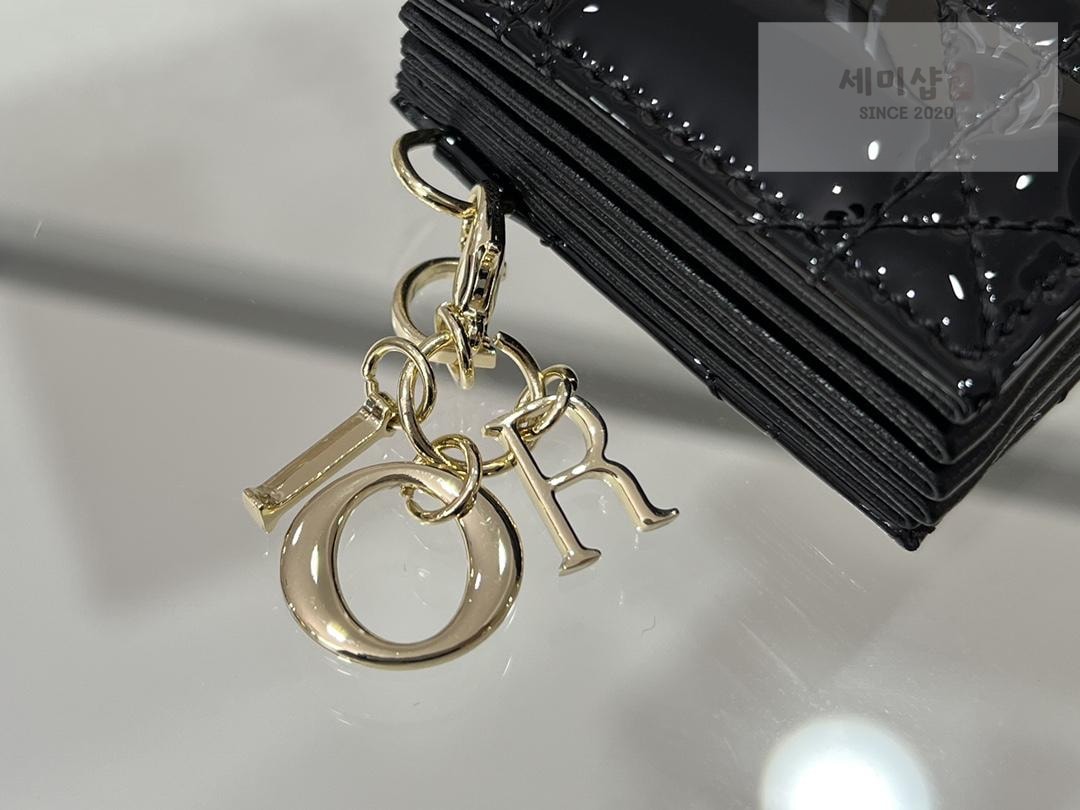 D I O R Dior Patent 5 Gusset Card Horder 지갑 18번 이미지