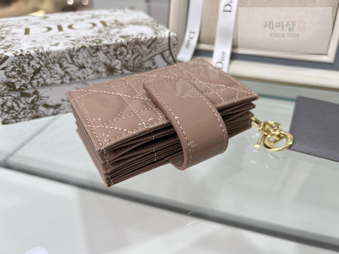 D I O R Dior Patent 5 Gusset Card Horder 지갑 23번 이미지