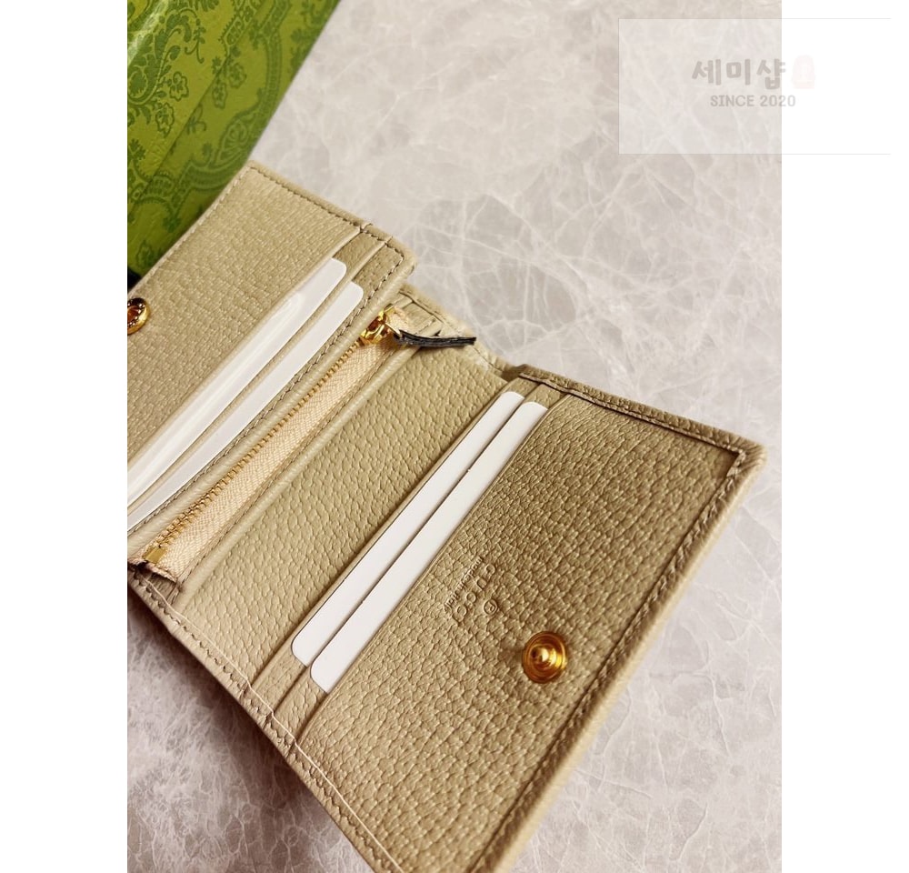 Gucci Gucci 621887 지갑 27번 이미지