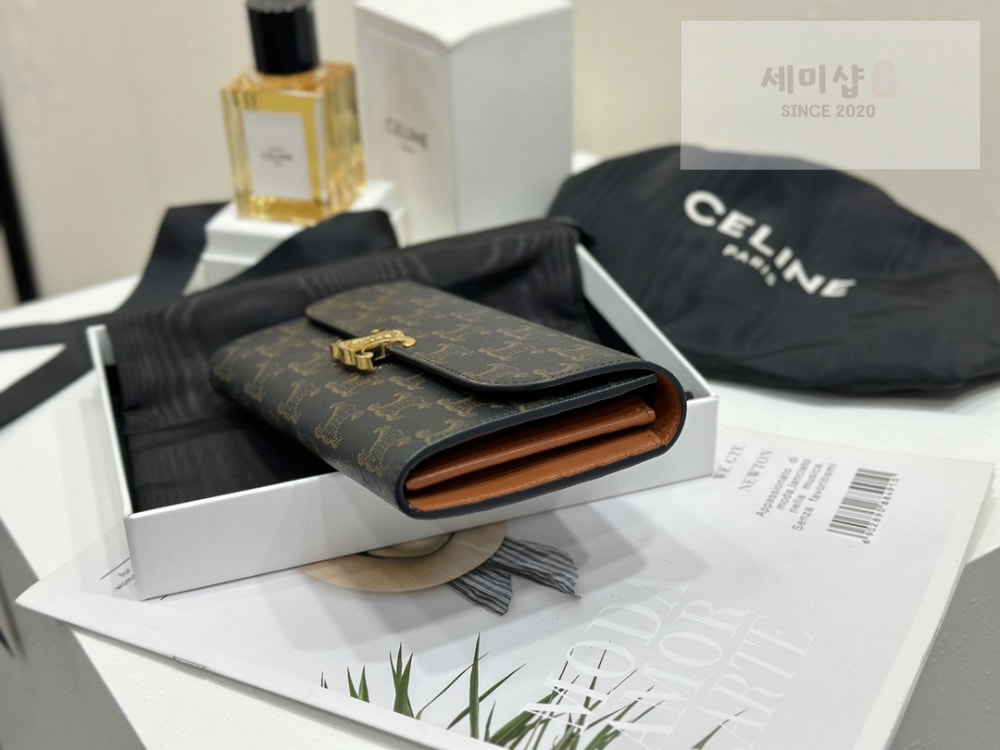 셀린느 셀린느 트리오페 플랩 장지갑 트리오페 캔버스 지갑 9번 이미지