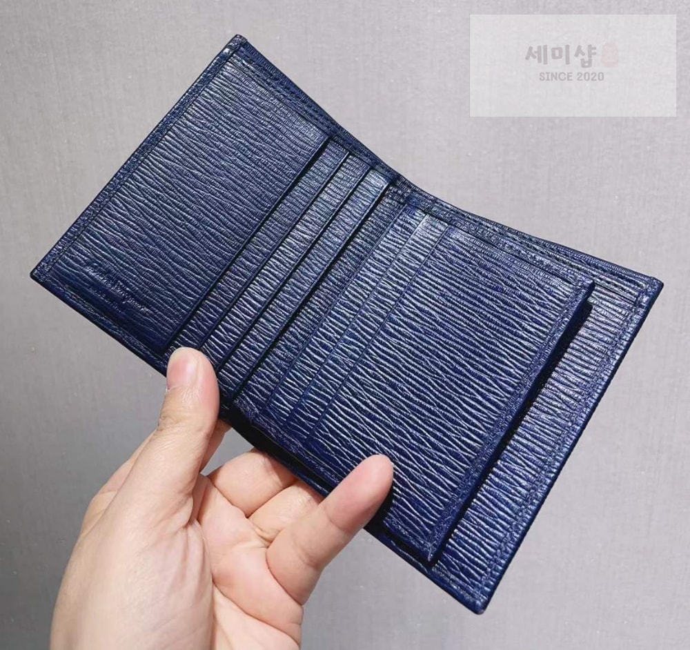 Ferragamo 페레가모 살바토레 간치니 중지갑 네이비 지갑 3번 이미지