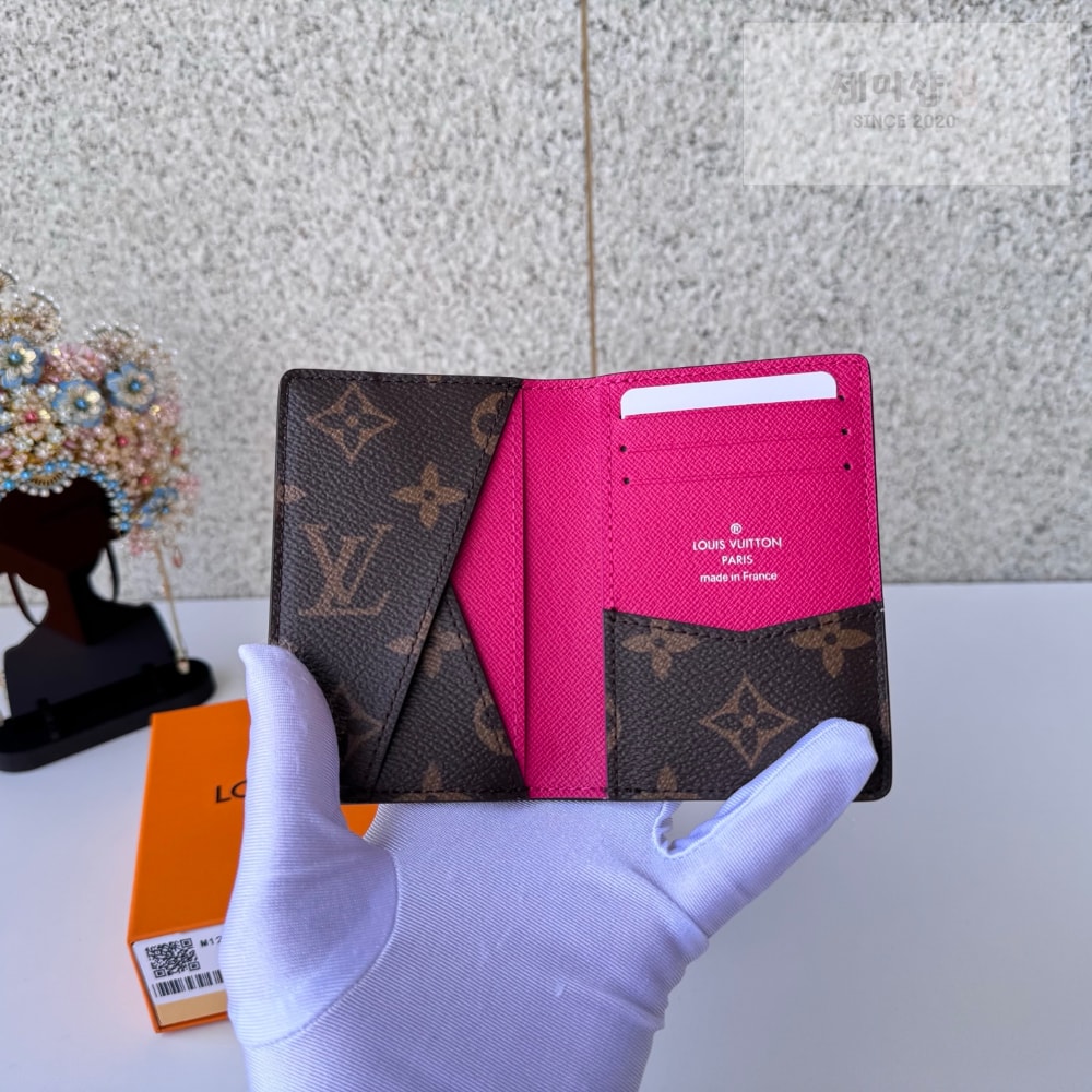 Louis Vuitton Louis Vuitton M12829 지갑 15번 이미지
