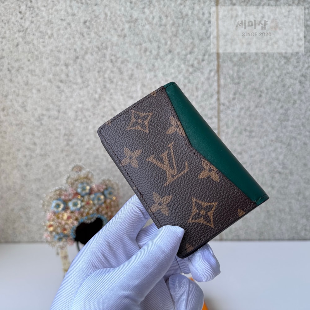 Louis Vuitton Louis Vuitton M12829 지갑 21번 이미지