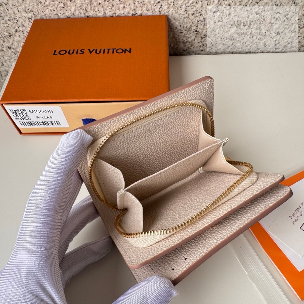 Louis Vuitton Louis Vuitton M22399 지갑 5번 이미지