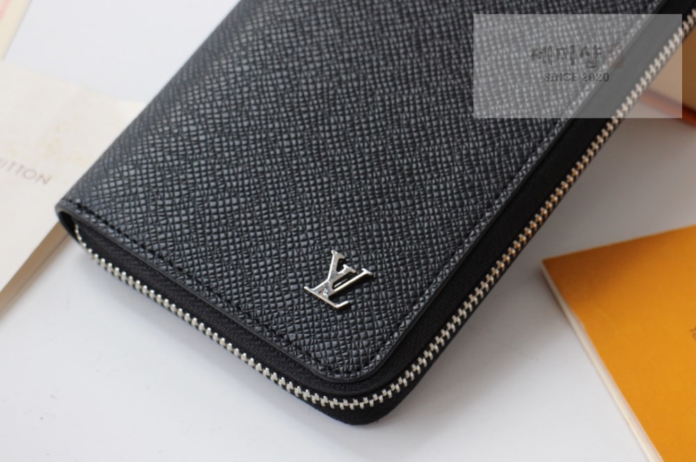 Louis Vuitton Louis Vuitton M30317 지갑 3번 이미지