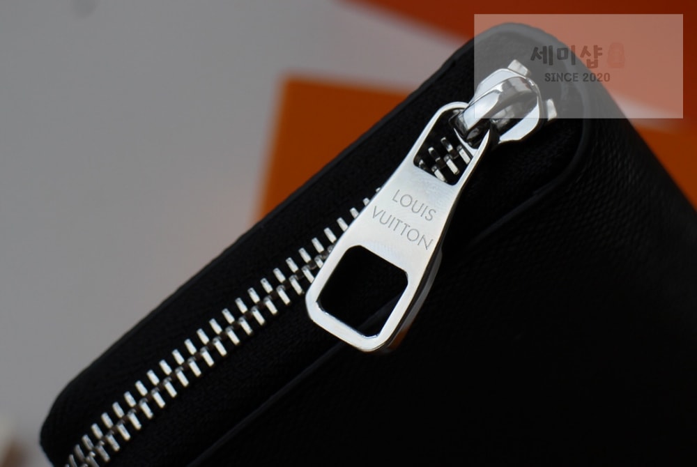 Louis Vuitton Louis Vuitton M30317 지갑 4번 이미지