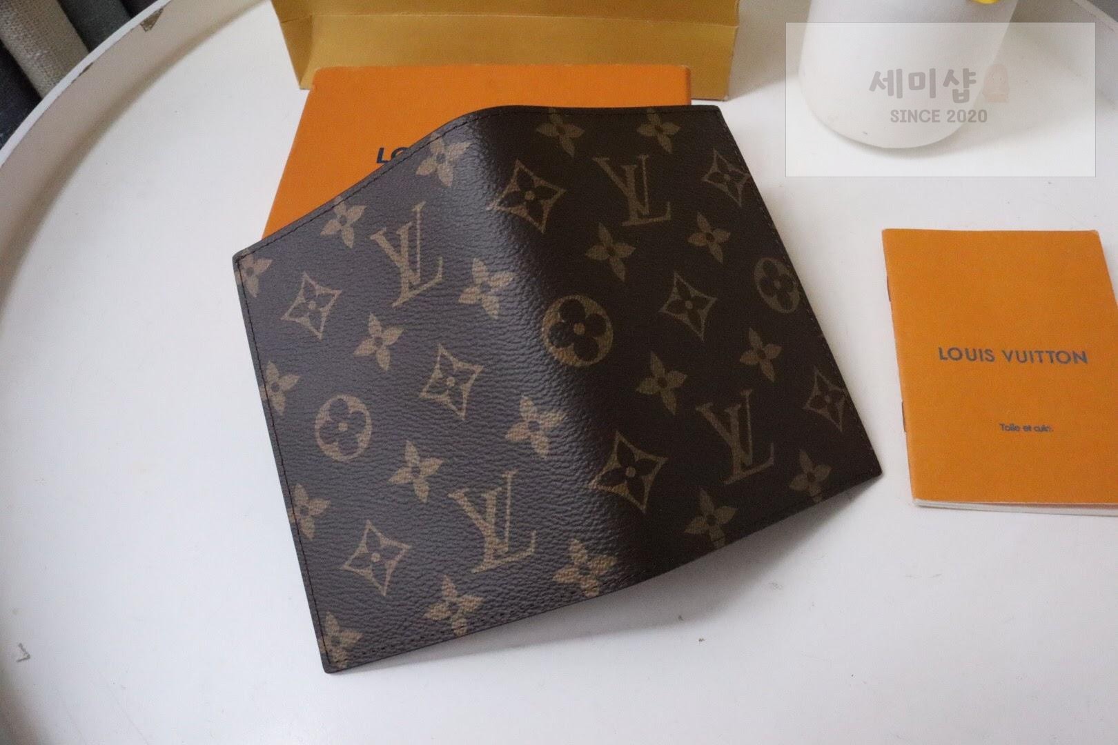Louis Vuitton Louis Vuitton M64501 지갑 22번 이미지