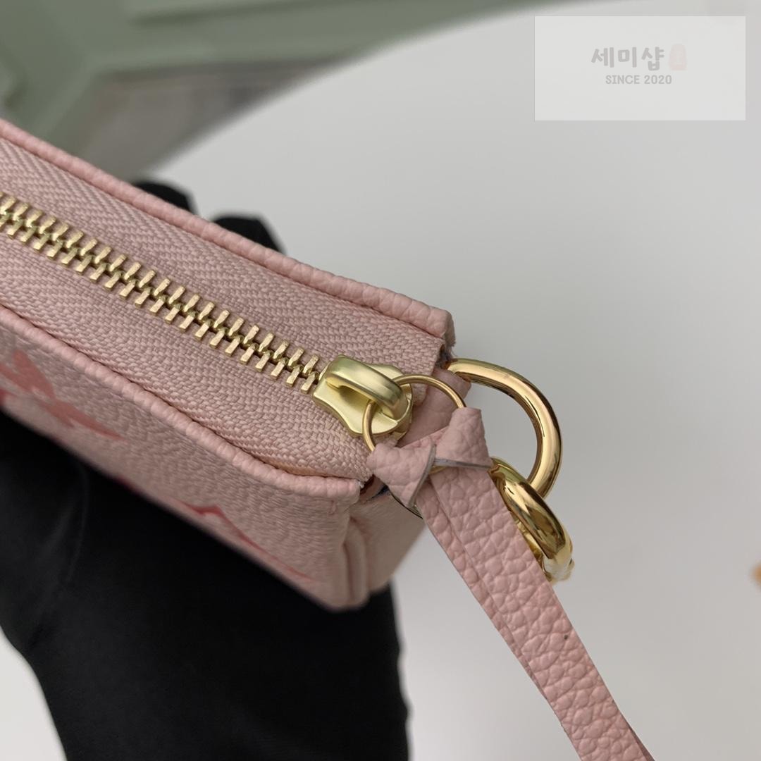 Louis Vuitton Louis Vuitton M80501 지갑 9번 이미지