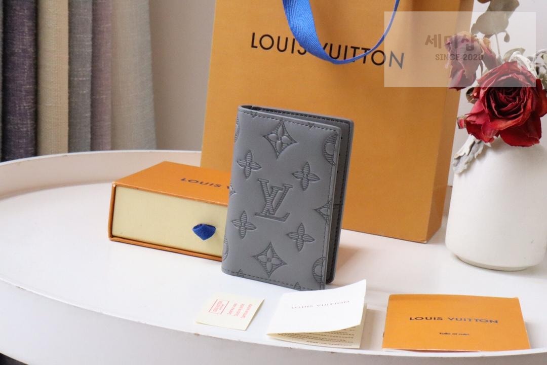 Louis Vuitton Louis Vuitton M81383 지갑 5번 이미지