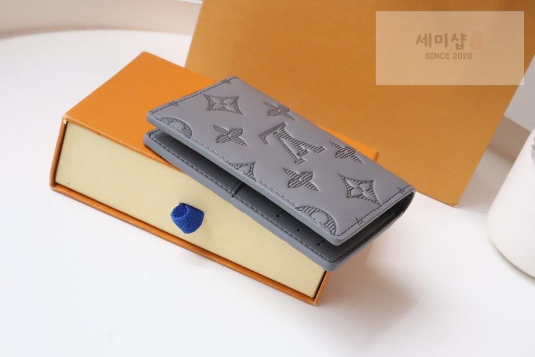 Louis Vuitton Louis Vuitton M81383 지갑 7번 이미지