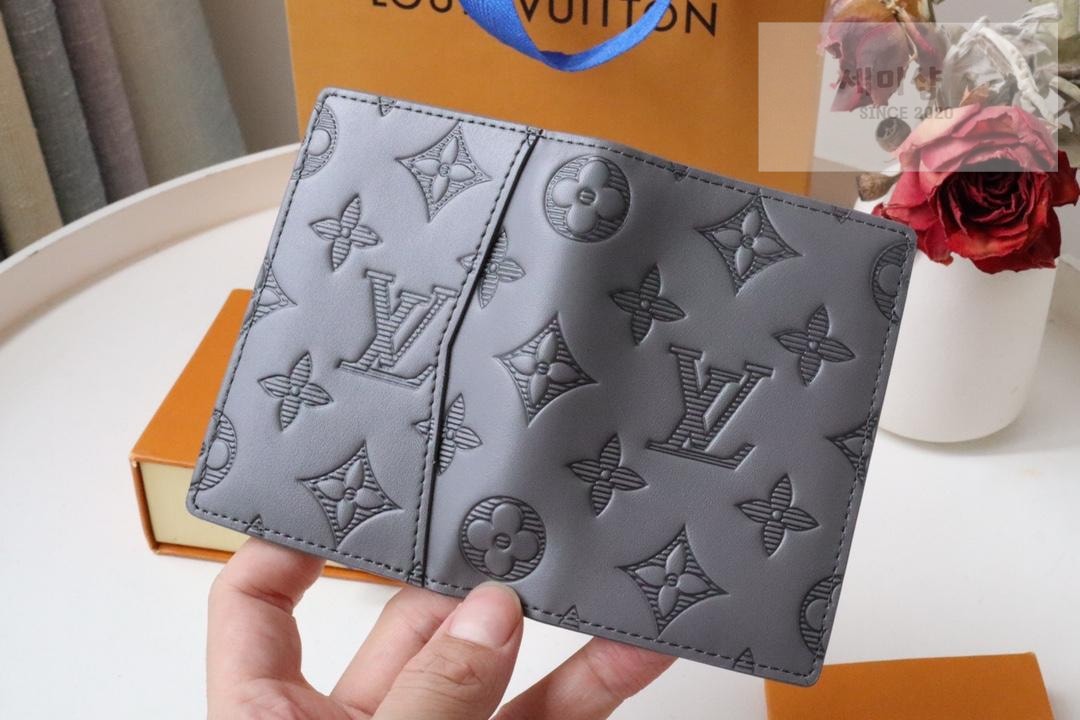 Louis Vuitton Louis Vuitton M81383 지갑 8번 이미지