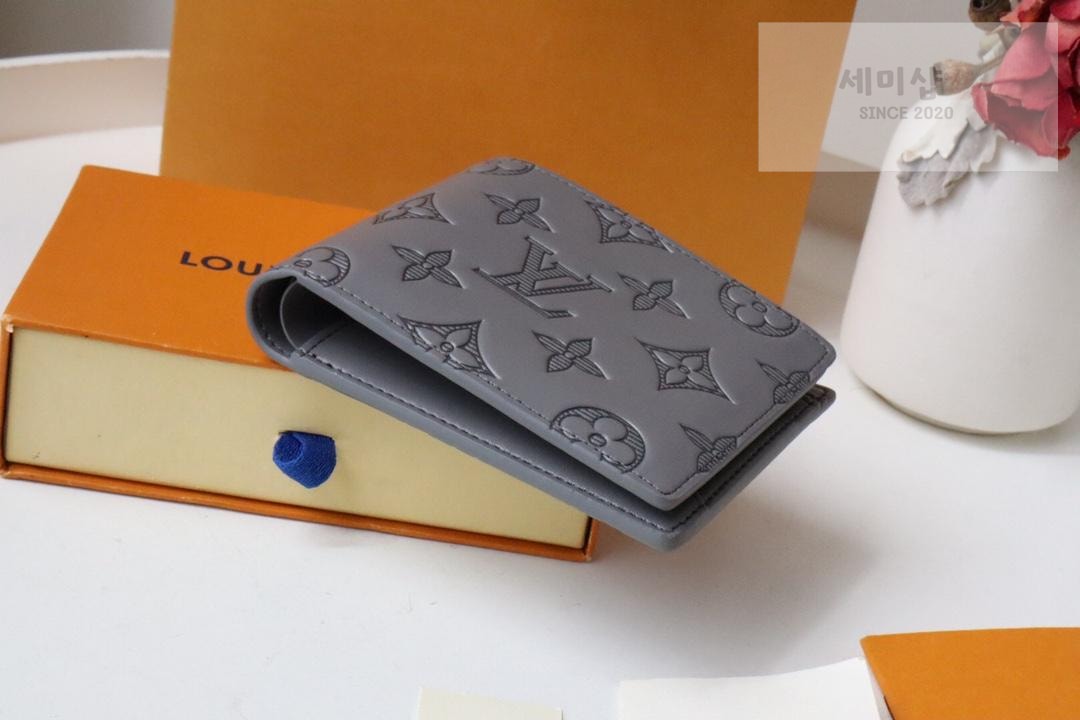 Louis Vuitton Louis Vuitton M81383 지갑 13번 이미지