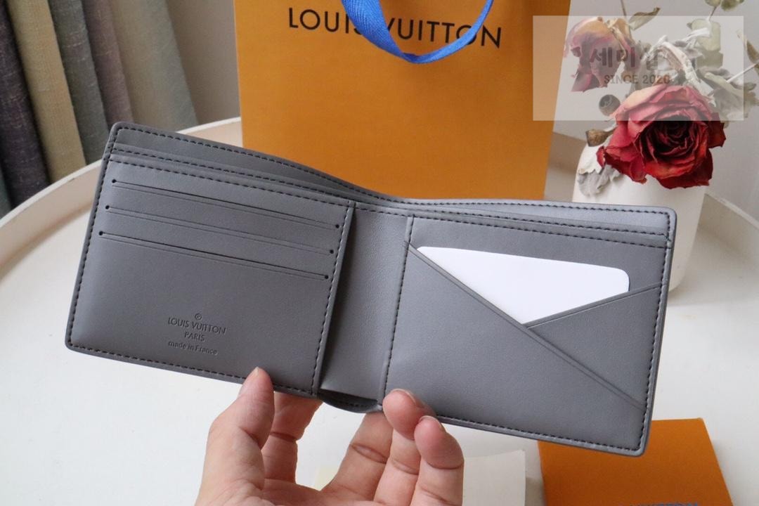 Louis Vuitton Louis Vuitton M81383 지갑 14번 이미지