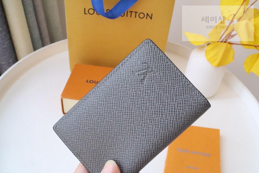 Louis Vuitton Louis Vuitton M81550 지갑 3번 이미지