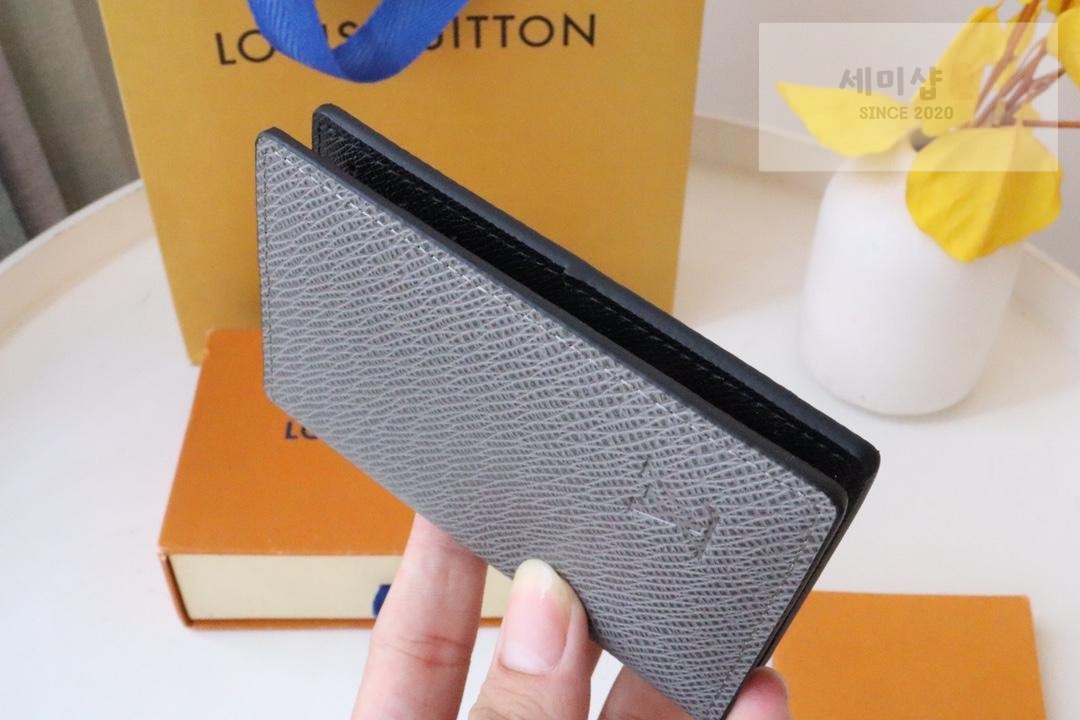 Louis Vuitton Louis Vuitton M81550 지갑 4번 이미지