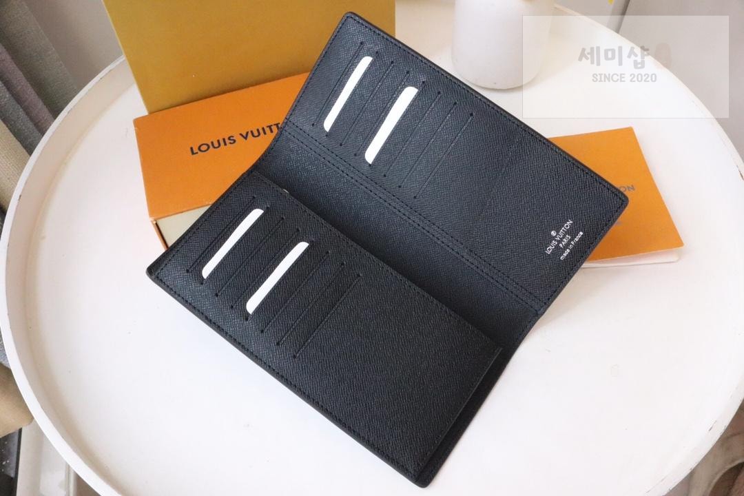 Louis Vuitton Louis Vuitton M81554 지갑 16번 이미지