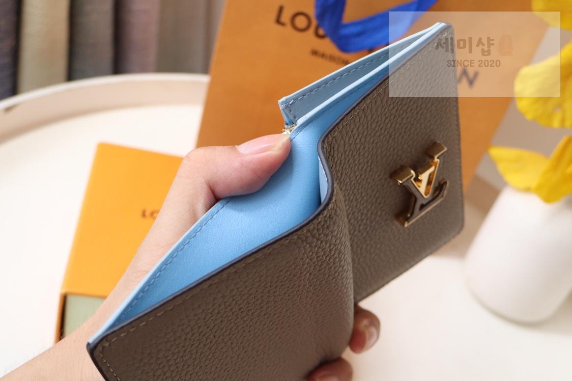 Louis Vuitton Louis Vuitton M81561 지갑 11번 이미지