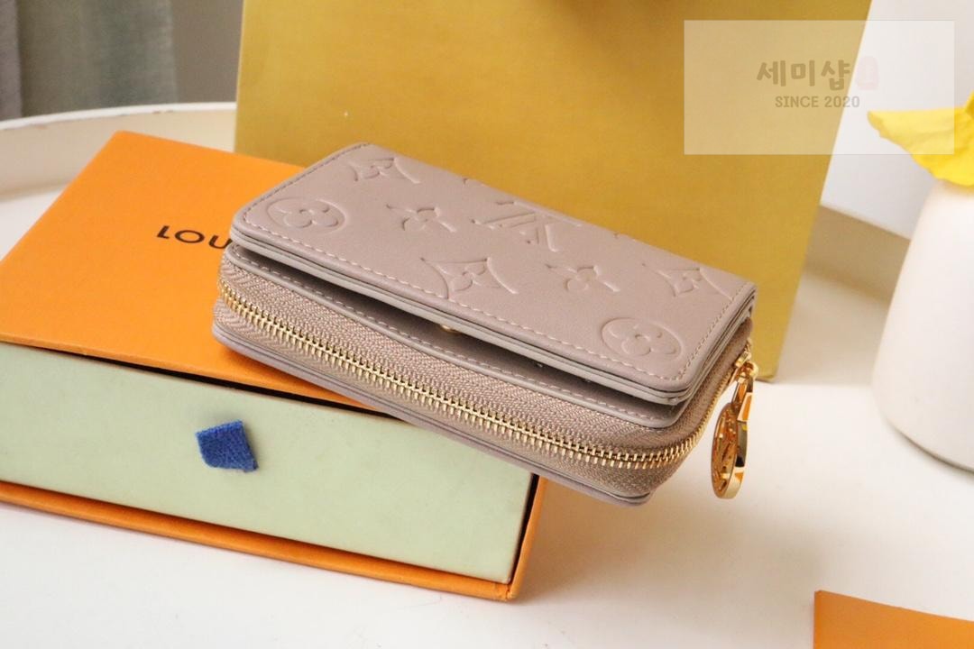 Louis Vuitton Louis Vuitton M81599 지갑 3번 이미지