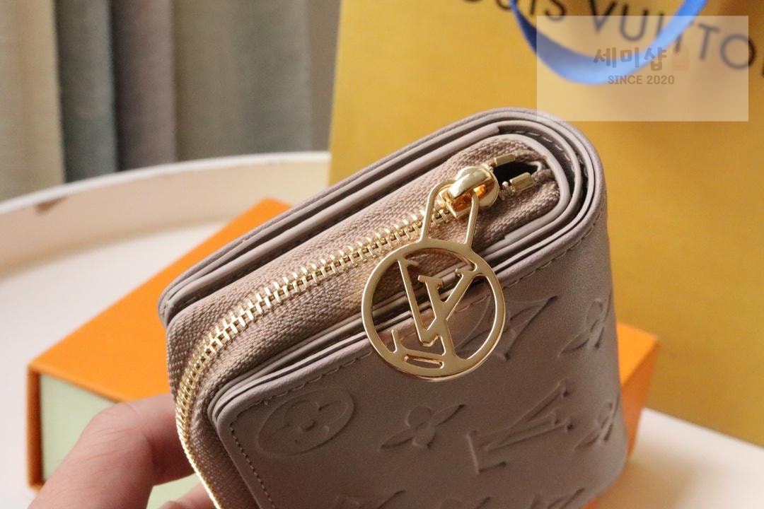Louis Vuitton Louis Vuitton M81599 지갑 4번 이미지