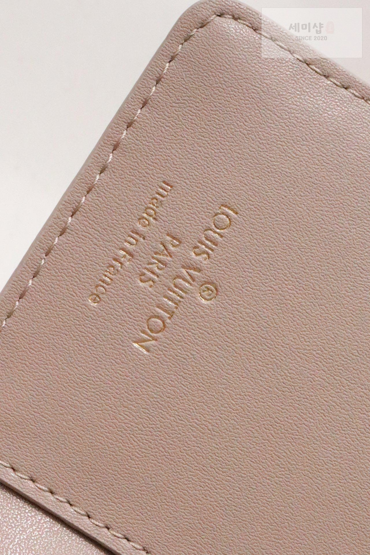 Louis Vuitton Louis Vuitton M81599 지갑 6번 이미지