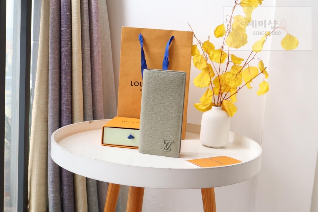 Louis Vuitton Louis Vuitton M81810 지갑 1번 이미지