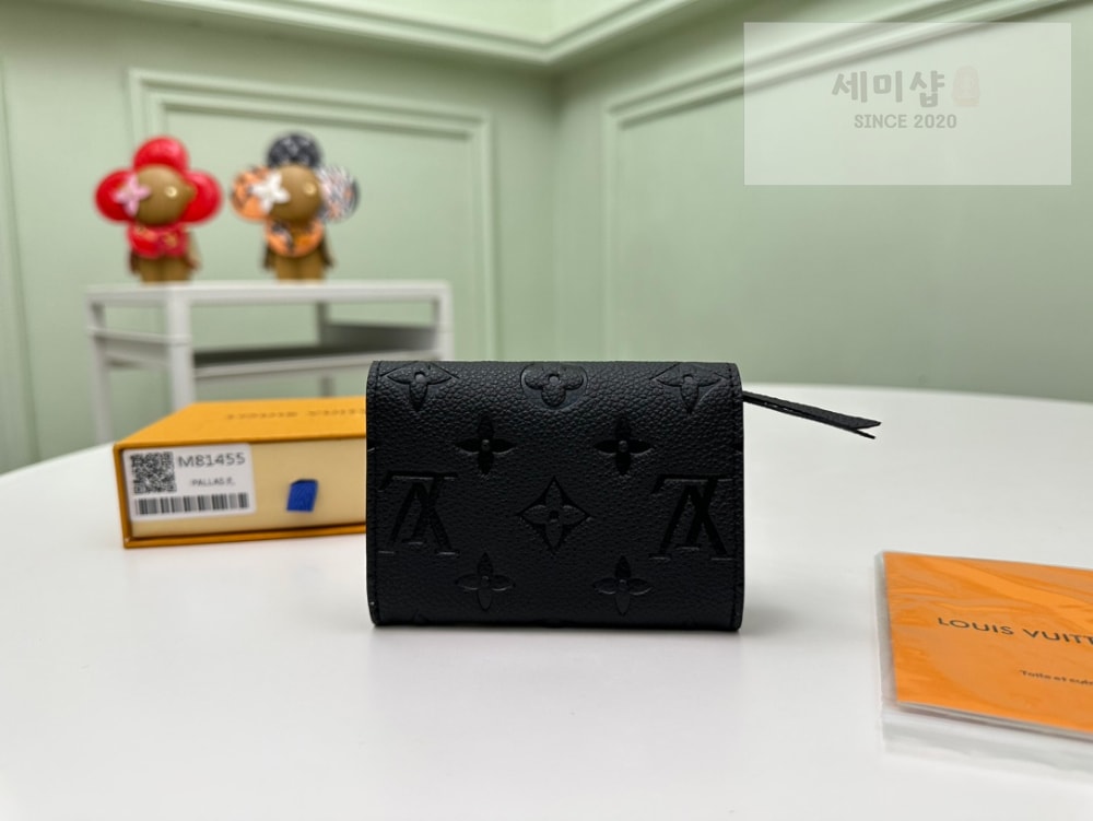 Louis Vuitton Louis Vuitton M81923 지갑 8번 이미지