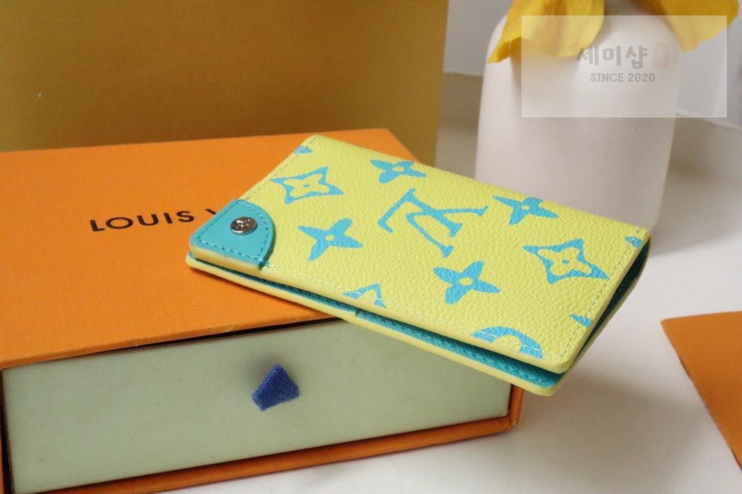 Louis Vuitton Louis Vuitton M82005 지갑 5번 이미지