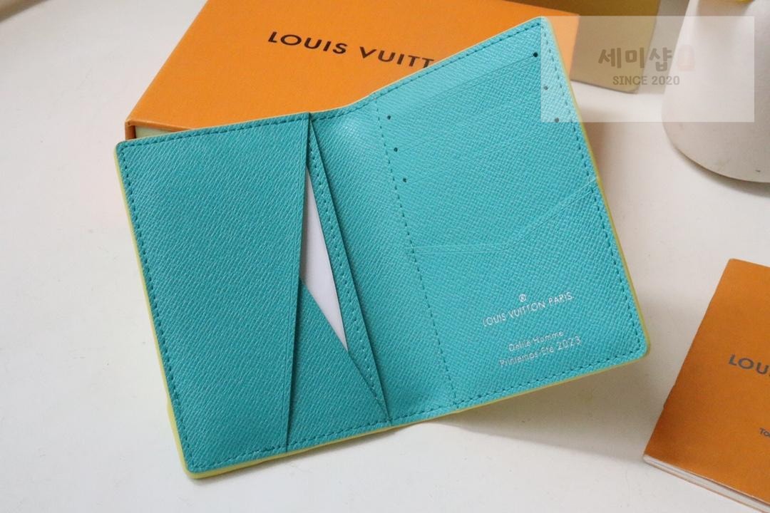 Louis Vuitton Louis Vuitton M82005 지갑 6번 이미지