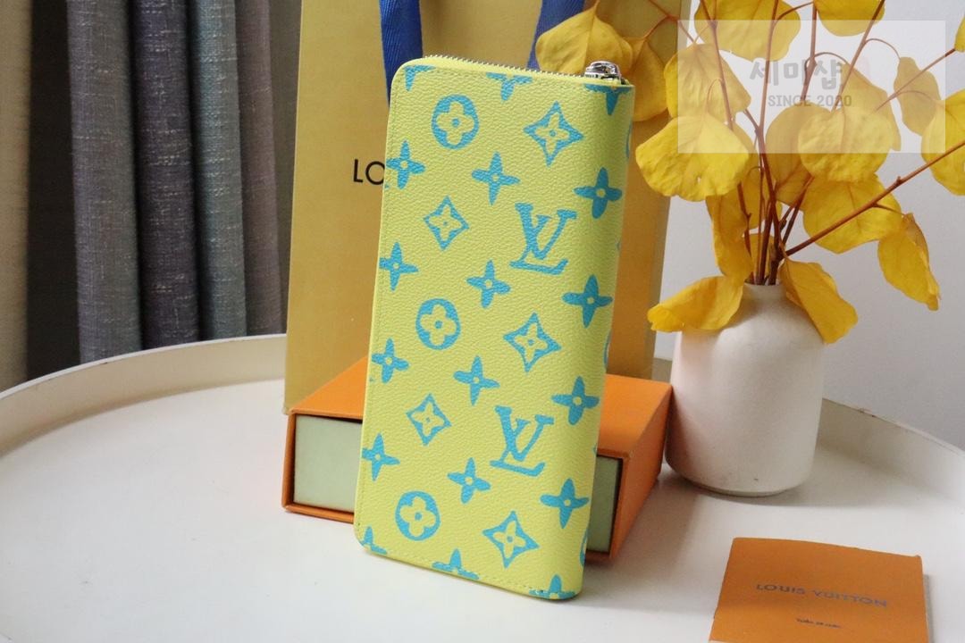 Louis Vuitton Louis Vuitton M82005 지갑 19번 이미지