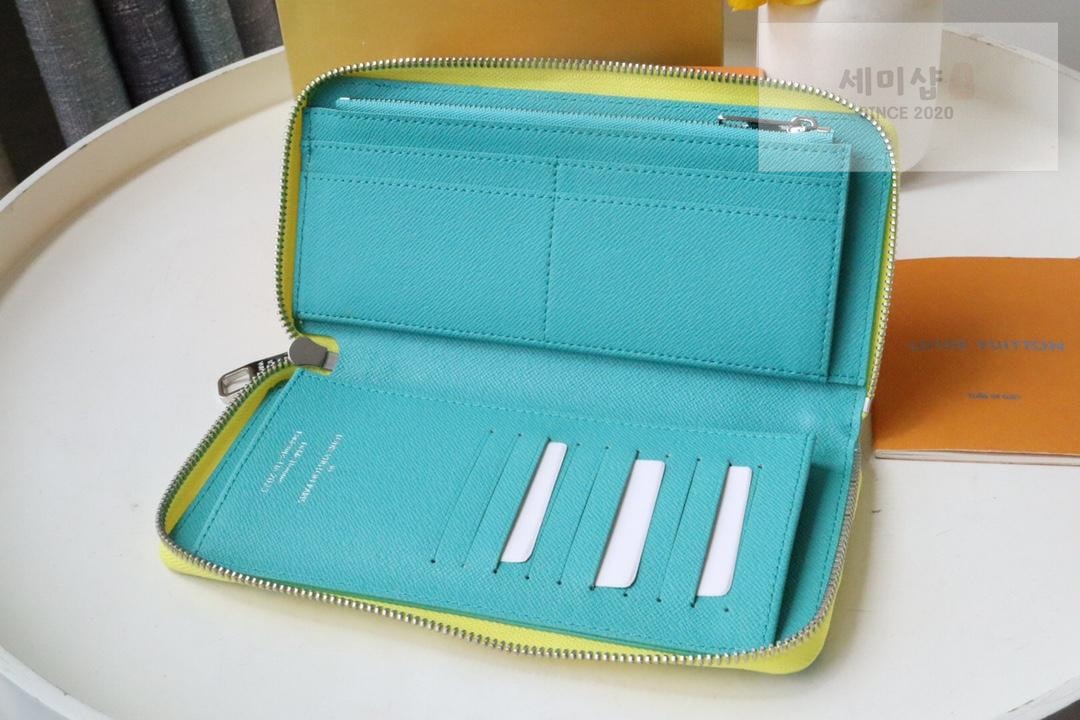 Louis Vuitton Louis Vuitton M82005 지갑 20번 이미지