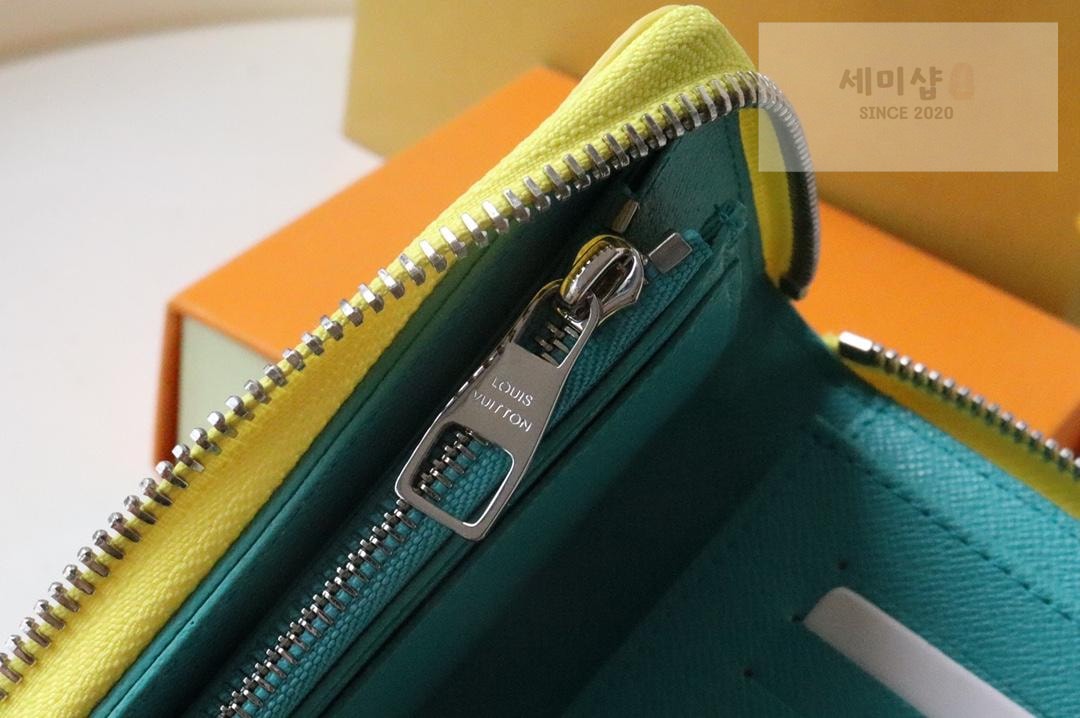 Louis Vuitton Louis Vuitton M82005 지갑 21번 이미지